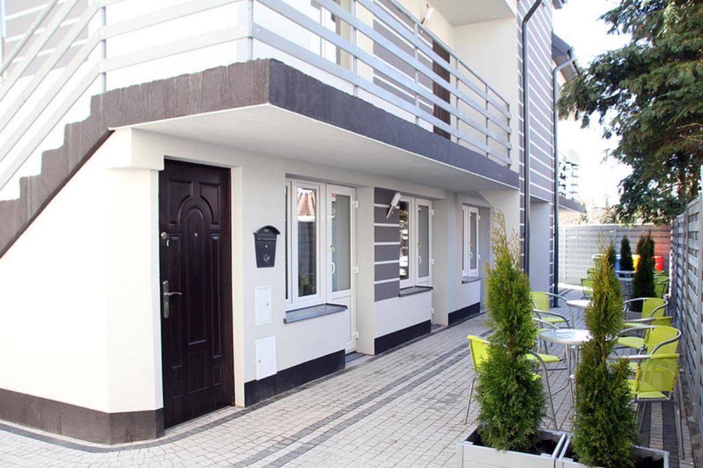Ekonomiczne- Male Pokoje Goscinne Dask Holiday Łeba Exterior foto